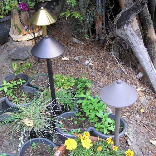 Proeco Products Brown Aluminum Path Light